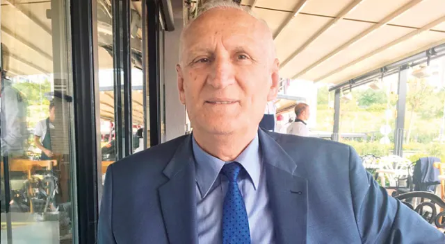 İHSAN SABRİ ÇAĞLAYANGİL ŞANSLI MI? AKILLI MI? ZEKİ Mİ VEYA KURNAZ MI?