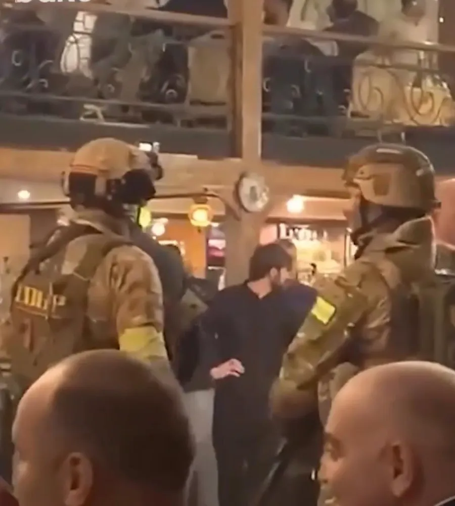 Rusya cephesine çağrılması üzere 50 den fazla çağrı kağıdı dağıtmış.