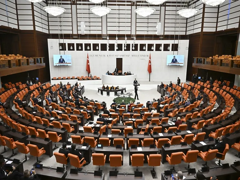 Kulislerde ‘hayır’ Genel Kurul’da ‘evet’