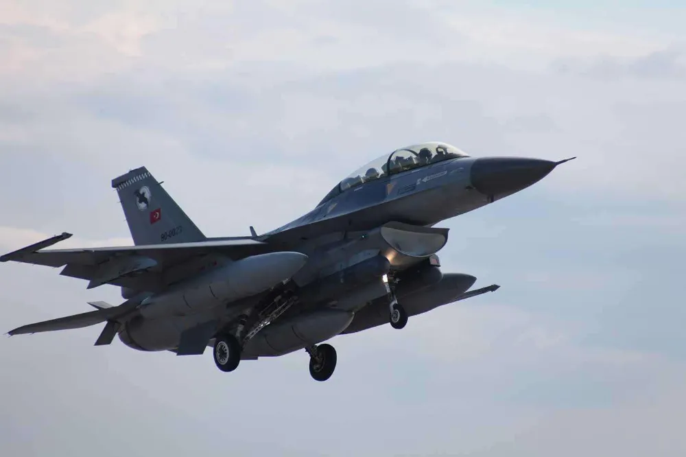 Pençe-Kilit Operasyonu ve Hakurk bölgelerinde 13 PKK elemanı öldürüldü