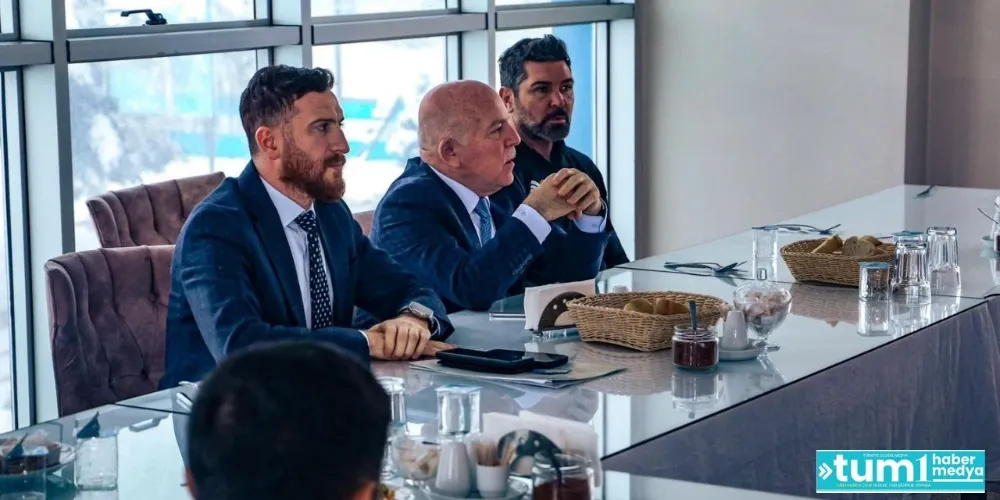 Erzurumspor Onursal Başkanı Mehmet Sekmen, Takımıyla Buluştu ve Moral Verdi!