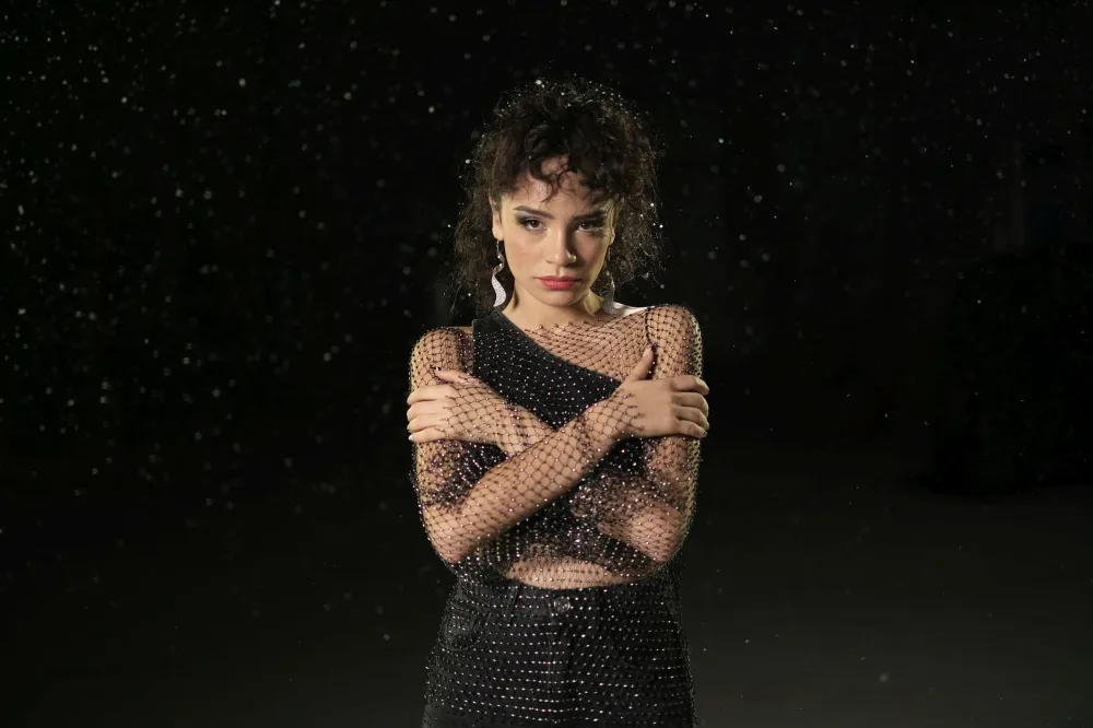 CEYBESK’TEN YENİ KIŞ ŞARKISI “KAÇ MEVSİM”