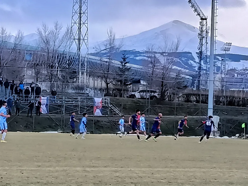 PALANDÖKEN BELEDİYE SPOR YİNE SON DAKİKADA YIKILDI