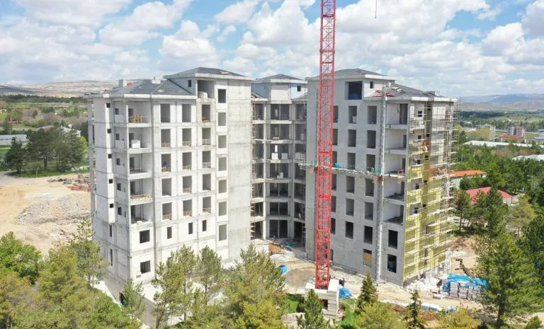 İLK YARISI 5 YILDA BİTTİ, DİĞER YARISI GELECEK YILDA BİTECEK