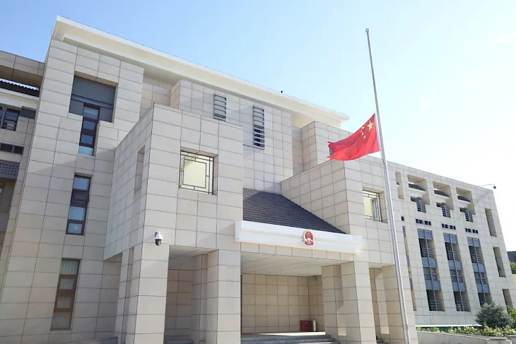 Çin Büyükelçiliği Kırgızistanlılara vize verme prosedürünü basitleştirdi