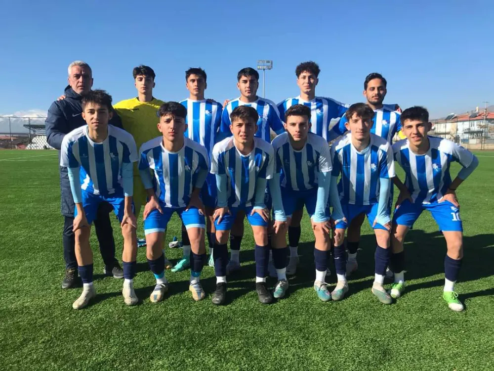 GENÇ DADAŞLAR TUTULMUYOR...