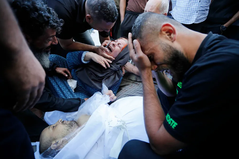 Siyonist işgal rejiminin katliam ve soykırımında 76