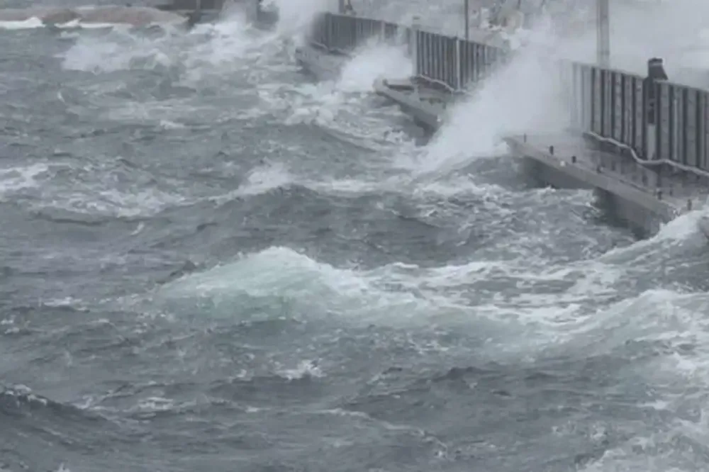 Denizlerde fırtına uyarısı