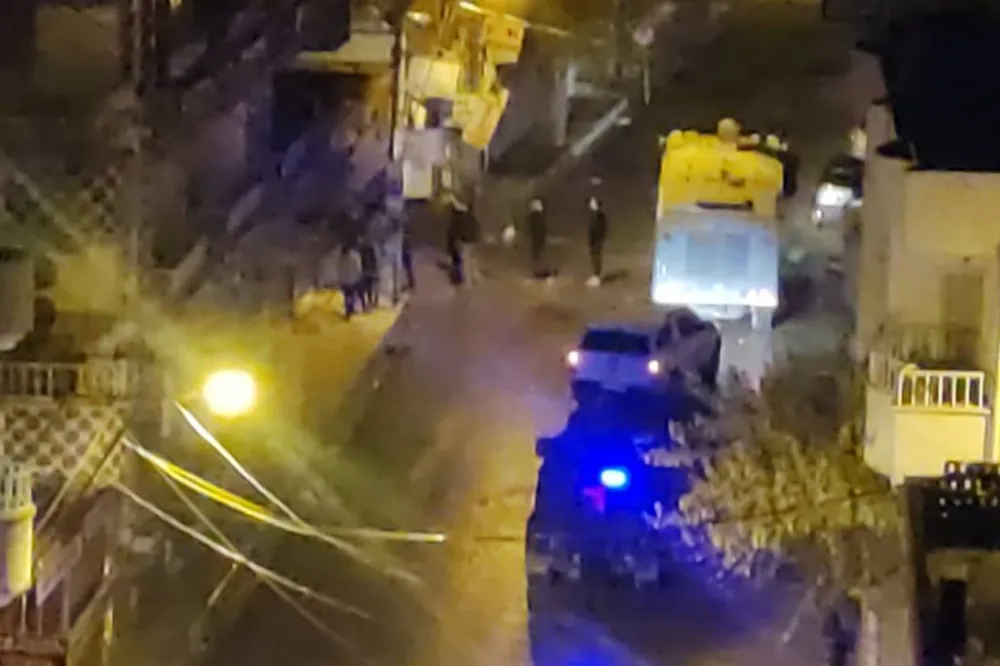 Silopi’de derbi sonrası yol kapatan gruba polis müdahale etti