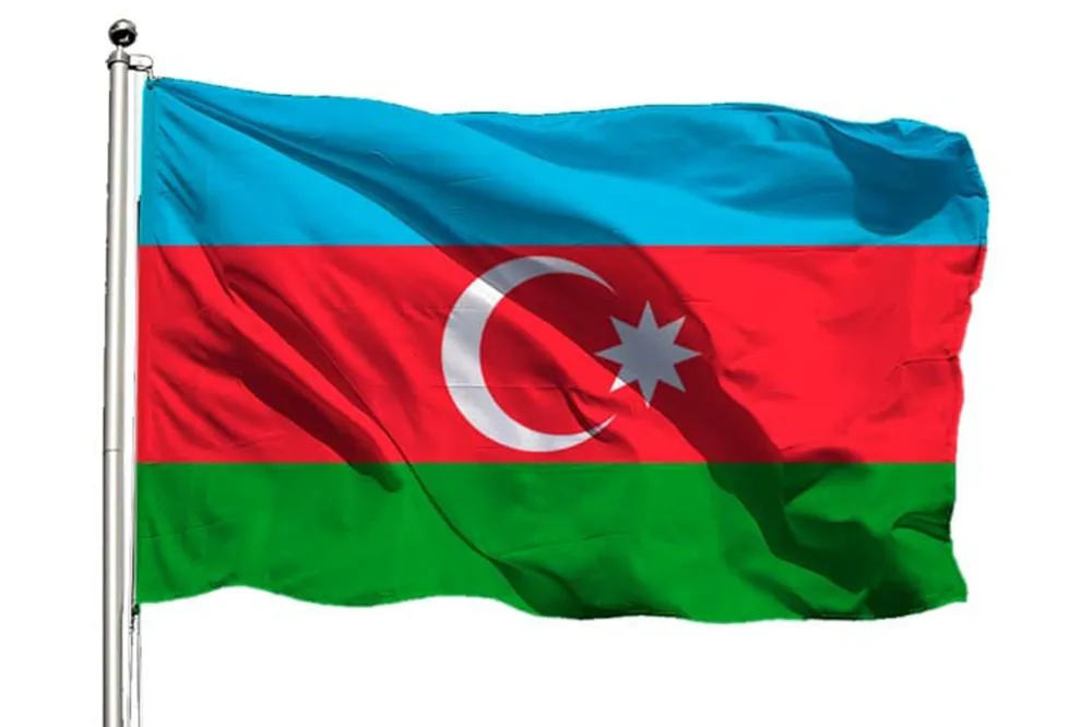 Azerbaycan iki Fransız diplomatı 