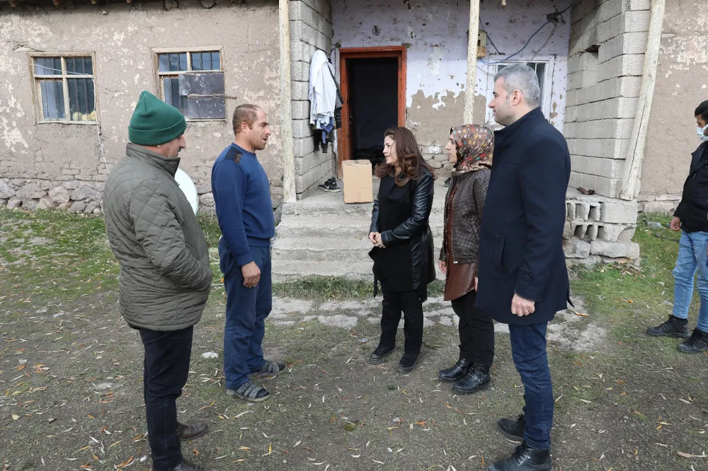 İpekyolu Belediyesi kırsal mahalle ziyaretleri sürüyor