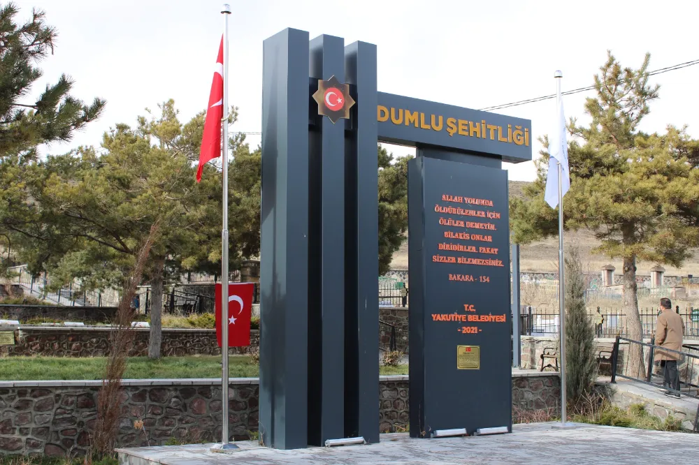 Dumlu’ da şehidim var benim