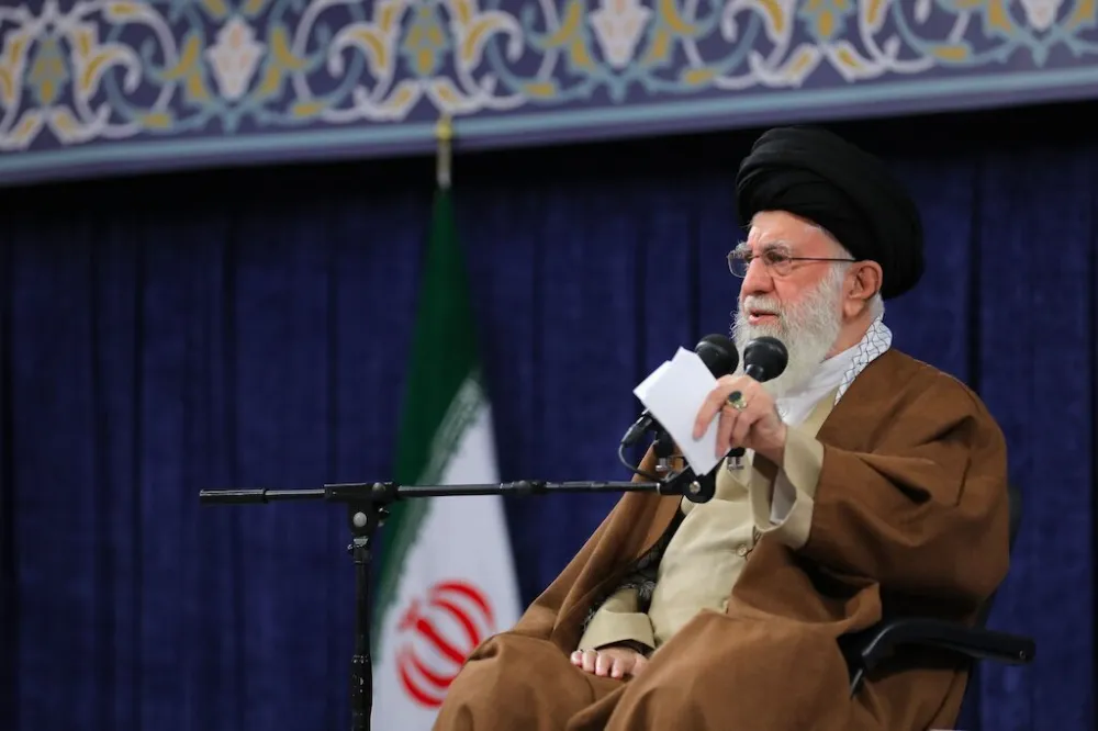 Küçük topraklardaki küçük bir grup insan ABD ve İsrail