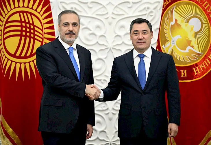 Sadır Caparov, Türkiye Dışişleri Bakanı Hakan Fidan