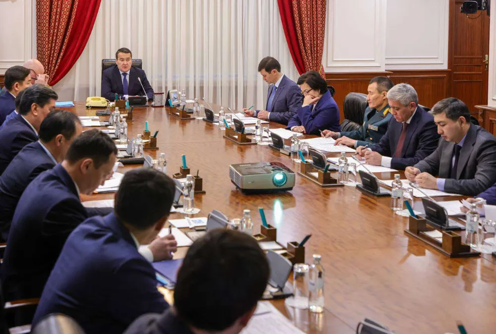 Hükümet yeni yatırımcıyla Qarmet