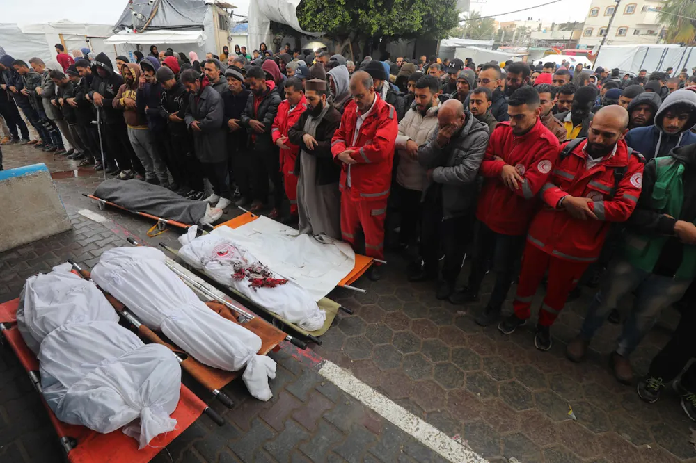 İşgalci siyonistlerin Gazze saldırılarında şehit sayısı 24 bin 448