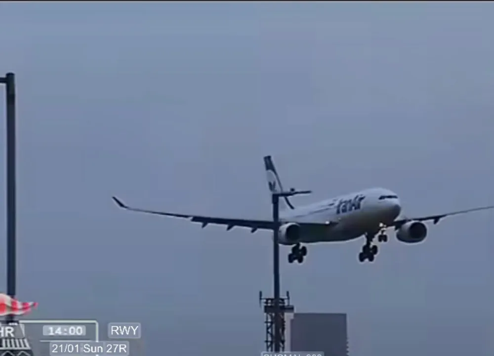 İranlı pilotun fırtınadaki becerileri - Londra Havalimanı