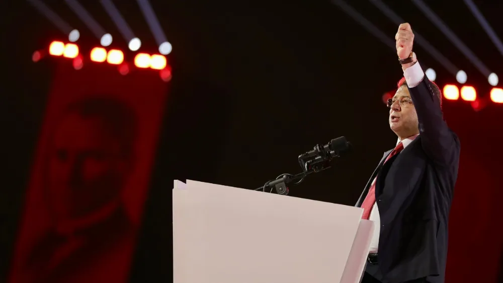 Adaylığını resmen ilan etti