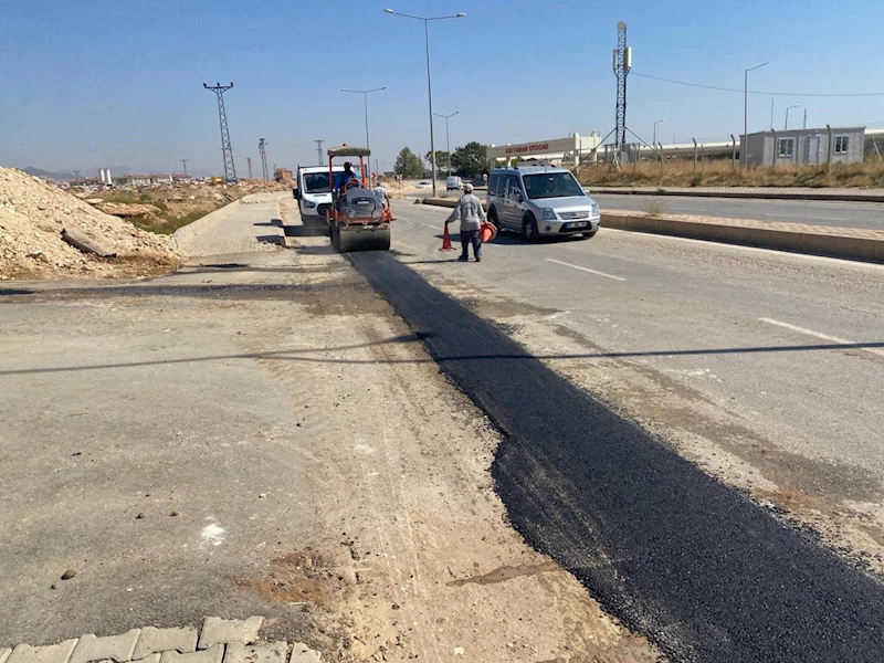 Adıyaman Belediyesi Fen İşleri ekiplerinden yoğun çalışma 