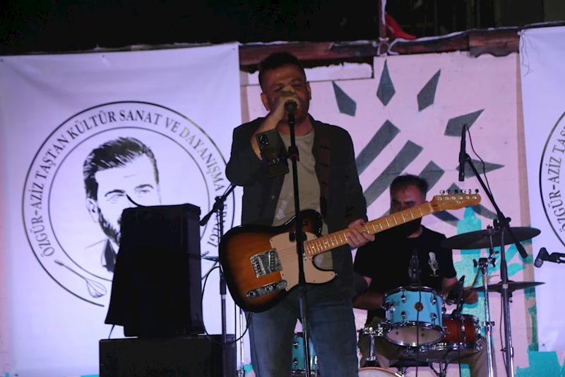 Depremde hayatını kaybeden Aziz Taştan anısına duygusal konser: Adıyaman