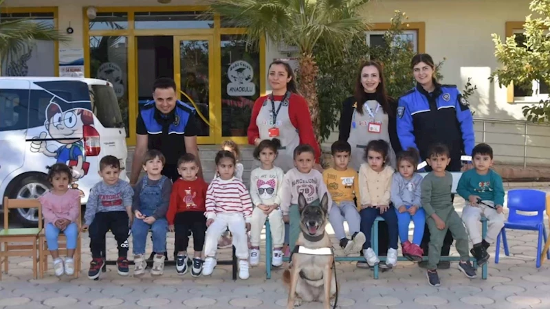 Emniyetten miniklere özel etkinlik: Polis-çocuk ilişkileri güçleniyor  - Videolu Haber