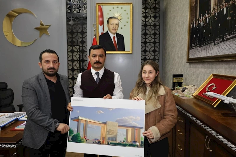 Kahta OSB giriş kapısı tasarım yarışmasının kazananı kaymakam Soysal’ı ziyaret etti 