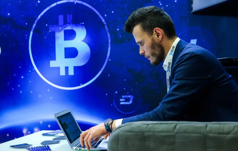 Bitcoin, 76.000 doları aşarak yeni bir rekor kırdı