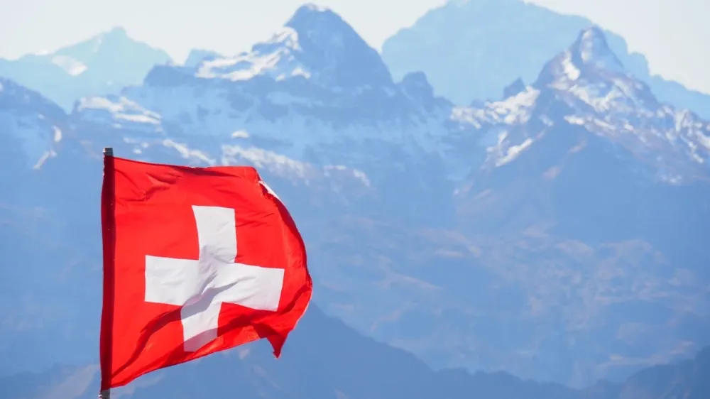 İsviçre: İsrail Golan Tepeleri