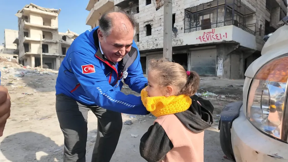 Deniz Feneri’nden Halep’e insani yardım koridoru