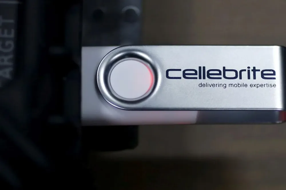 Af Örgütü: Sırbistan, İsrail şirketinin casus yazılımıyla aktivist ve gazetecileri izliyor