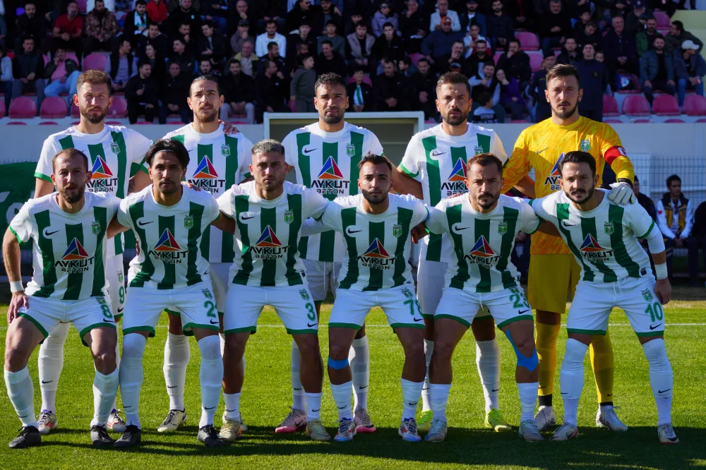 MANAVGAT BELEDİYESPOR SEZONUN İLK YARISINI ZİRVEDE TAMAMLADI