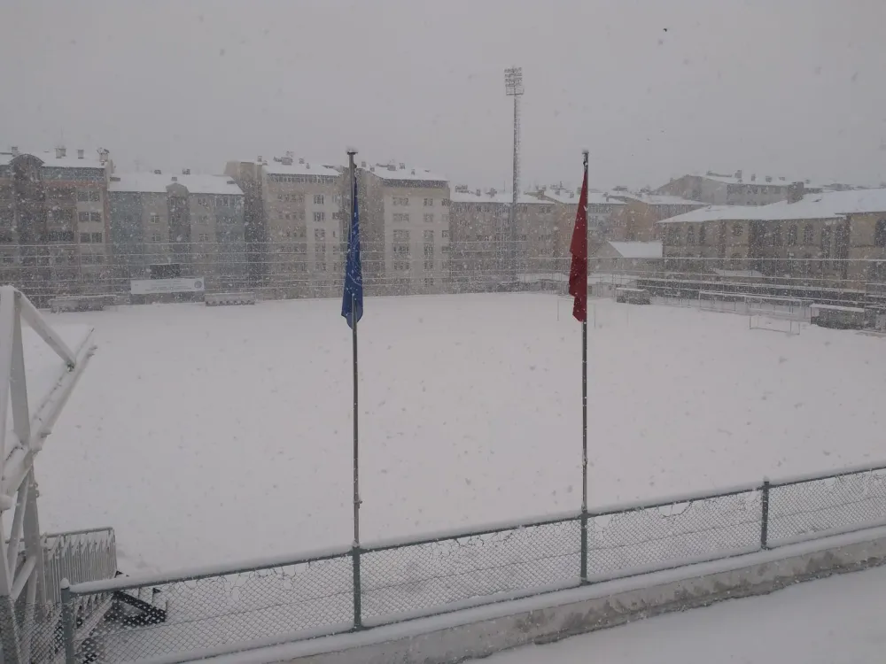 Erzurum Amatör Küme maçları kötü hava şartları nedeniyle iptal edildi