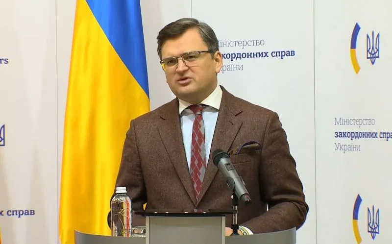 Kuleba, Batı’ya seslendi: Bize bu kahrolası Patriot’ları verin!