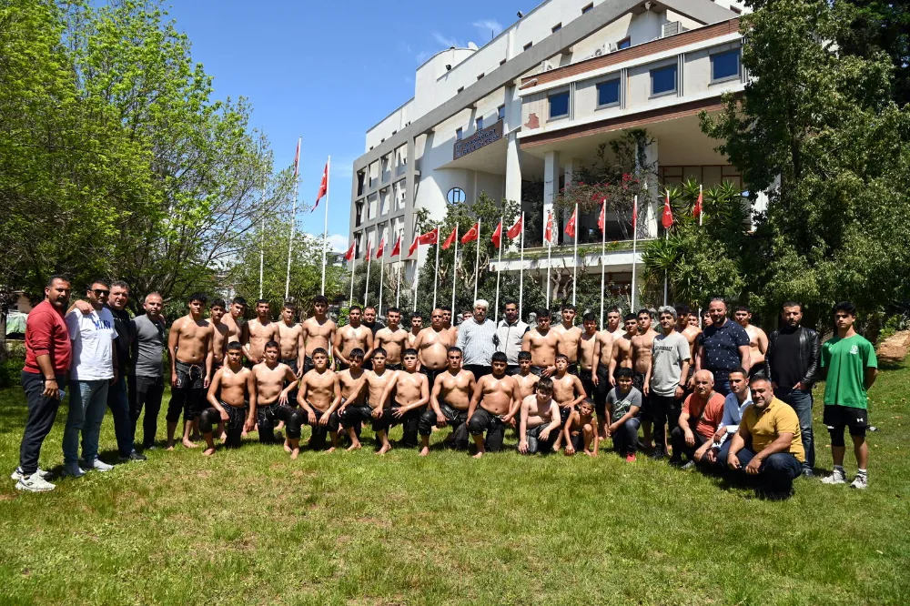 GELECEĞİN BAŞPEHLİVANLARI HAZIRLIKLARA DEVAM EDİYOR