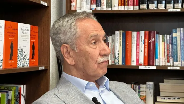   Bülent Arınç: Türkiye