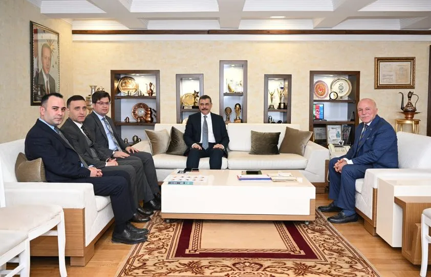 Vali Çiftçi’den Sekmen’e hayırlı olsun…