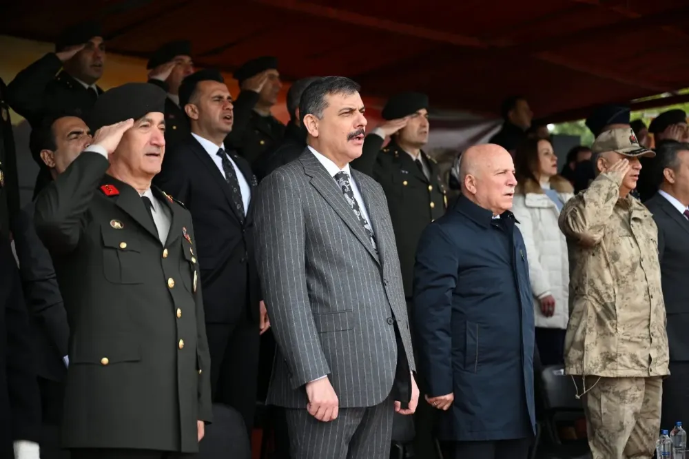 Erzurum Valisi “Temsili Askerlik” törenine katıldı