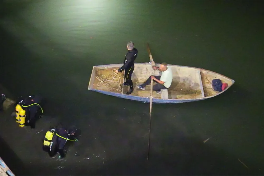 Adana’da nehre düşen kişi kayboldu