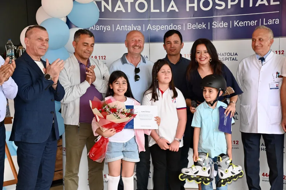 BAŞKAN KARA’DAN DERECEYE GİREN MİNİKLERE ÖDÜL