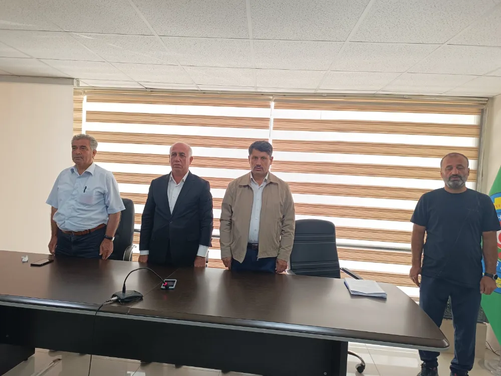 Köy Muhtarları Derneği Olağanüstü Kongresini Yaptı