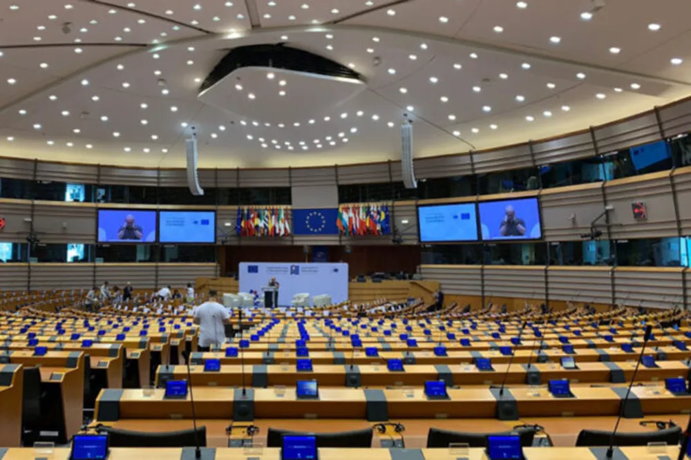 Katar: Kardeş Suriye halkına yardımlarımızı sürdüreceğiz