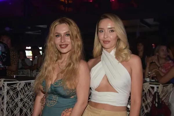 BİLEM BEACH’DE SUMMER JAM PARTİ