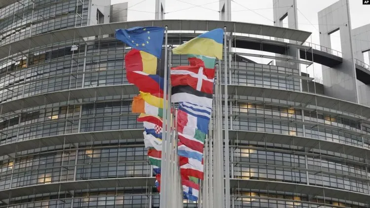 Avrupa’nın kader seçimi: Kıta sağa kayıyor