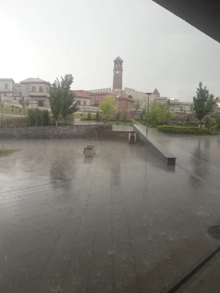 Yaz yağmuru ve Erzurum