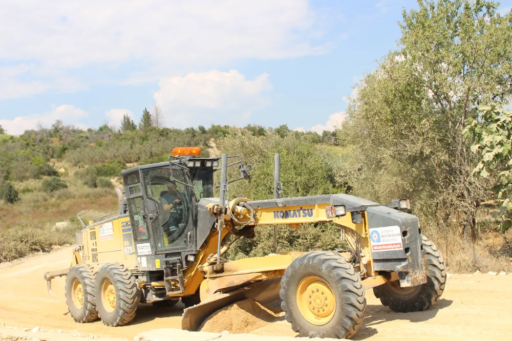 Antalya Büyükşehir Belediyesi Seydiler-Hacıali grup yolunda alternatif yol açıyor