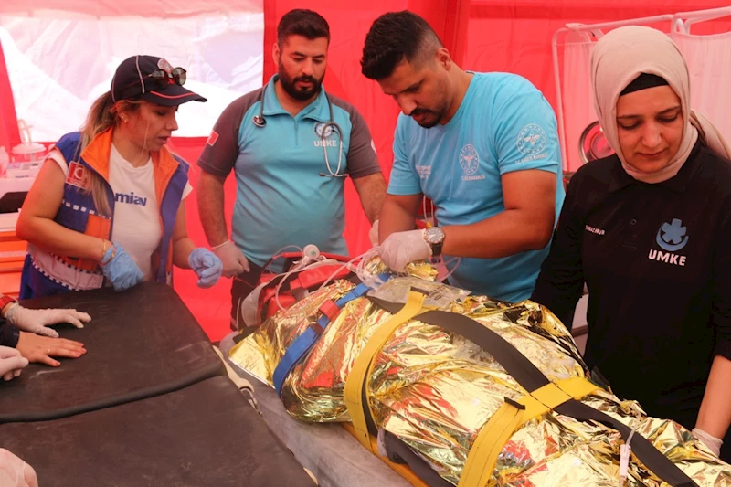 Türkiye’de bir ilk: 21 hastane ile dev bölge tatbikatı gerçekleştirildi  - Videolu Haber