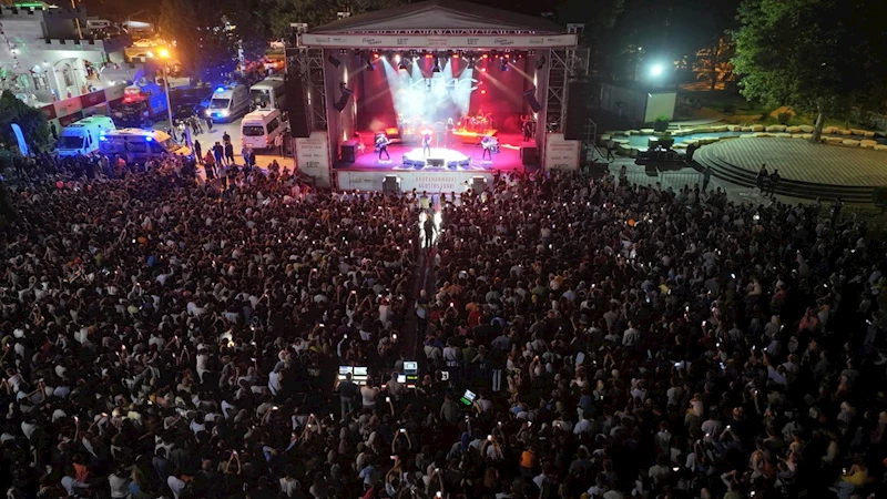 Geleneksel Ağustos Fuarı’nda Kıraç rüzgârı esti 