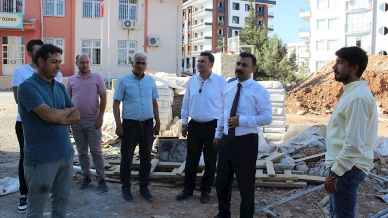 Kahta’ da yeni okul inşaatları incelendi 