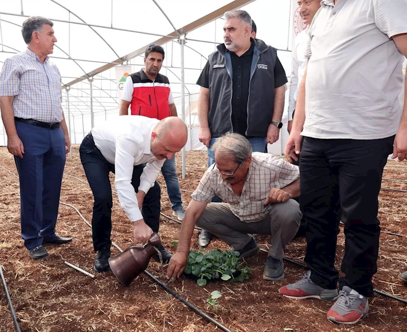  Vali Varol’dan Adıyamanlı çiftçilere destek  - Videolu Haber