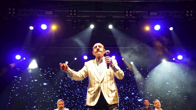 Mustafa Keser’den Ağustos Fuarı’nda büyüleyici performans 